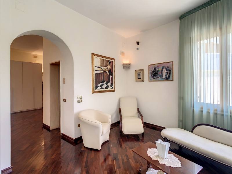 vendita villa indipendente lecce zona san pio claro servizi e credito immobiliare casa (3)