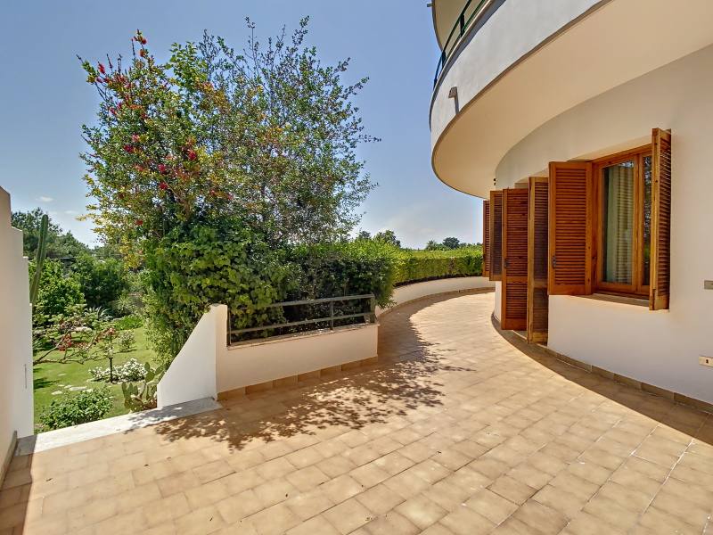 vendita villa indipendente lecce zona san pio claro servizi e credito immobiliare casa (9)