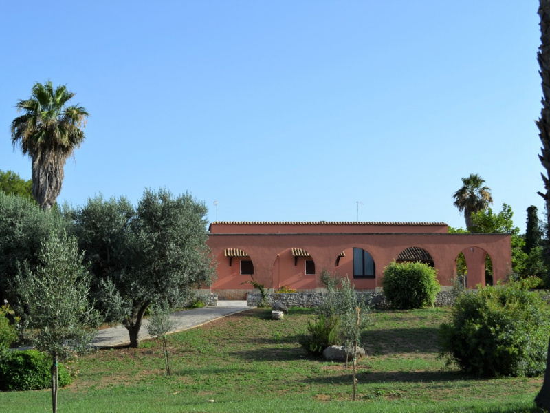 villa indipendente contrada montenegro brindisi claro immobiliare vendesi casa (1)
