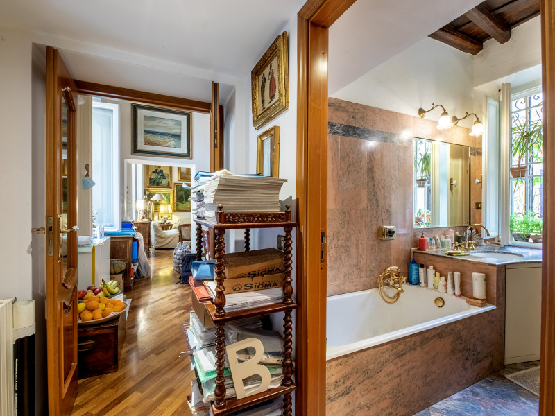 roma immobile vendesi barberini zona claro immobiliare (5)